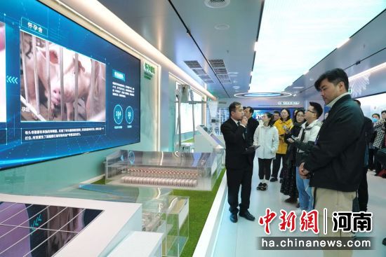 �D��ɰ�ý�w���˽����ܻ��r(n��ng)���b�������ь��z