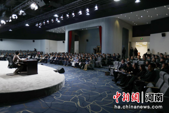 �D����(d��ng)�F(xi��n)��(ch��ng)����F�� �z