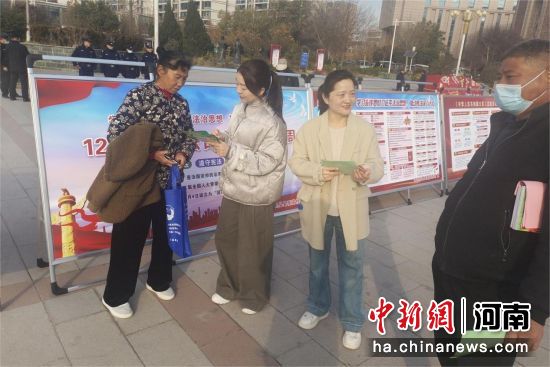 �D�鹤���ˆT��Ⱥ���v�������փԃ�(n��i)����