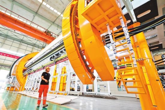 �����н�(j��ng)�_�^(q��)���F�����b�伯�F���޹�˾�ܘ����b܇�g��һ�_�_�������ڵĴ��Ͷܘ��C���ڽM�b���Y�ψDƬӛ�����ϔz