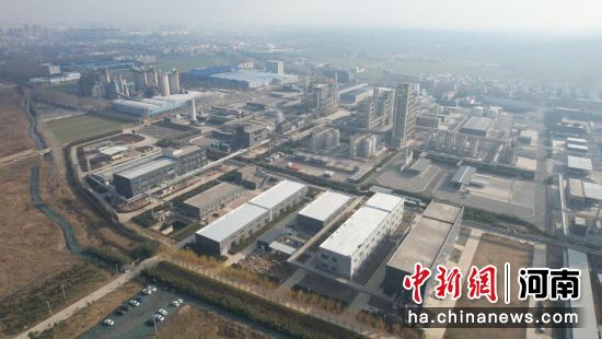 �D��~�~�؏S�^(q��)����