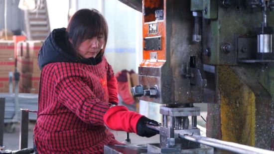 �D�鹤���ڼӾo���aӆ�Ρ����ϰ� �z