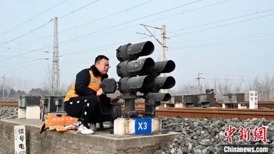 ��95��С������300���� һ�ˈ�(ji��n)���o(h��)һվƽ��